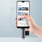 Ugreen CM185 2-u-1 čitač memorijskih kartica sa USB i USB Type C konektorima