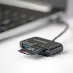 Gembird UHB-CR3-02 USB-C čitač SD i microSD kartica sa dodatnim USB portom